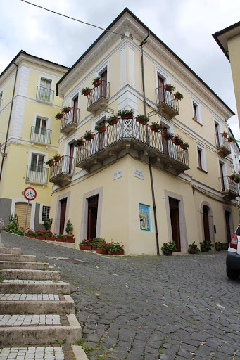 Sale espositive - Biblioteca D'Angelo's House Introdacqua