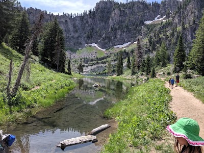 Bloomington Lake Parking