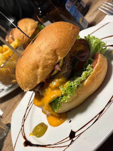 Übersee "Broiler Bar" - Visual