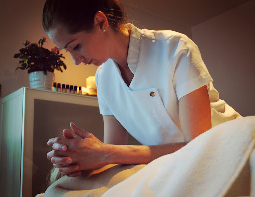 Remedial Massage (female clients only)