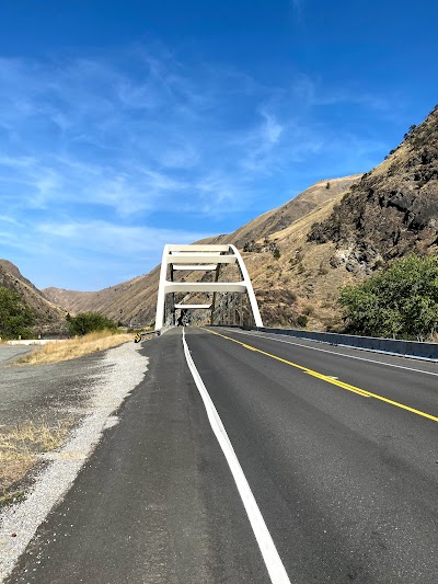 Time Zone Bridge Overlook Parking Area