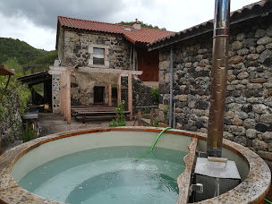Photo n°10 de Domaine du Pradel à Saint-Julien-des-Chazes (Lodge)