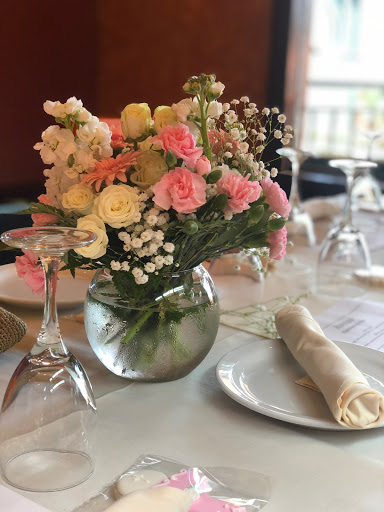 Licari Floral Design by JP - Thumbnail