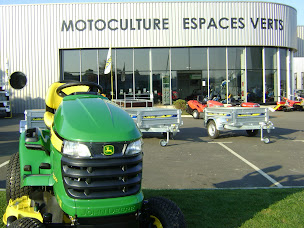 Photo n°17 de JARDIMAN - LAMBALLE - HUSQVARNA à Lamballe-Armor (Atelier de réparation de tracteurs)
