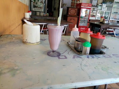Photos of Indomaret Gusti Hamzah Sambas