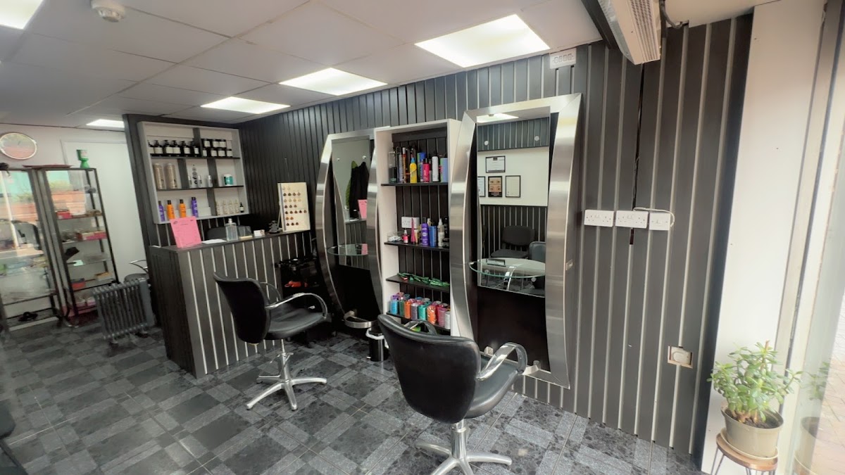 Anju's Hair & Beauty Salon - Beauty Salons in Blakenhall