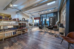 Photo n°1 de LE SALON ICON PARIS à Paris (Salon de coiffure)