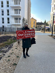 Photo n°7 de Orpi ALJS - Immobilier Les Lilas à Les Lilas (Agence de location immobilière)