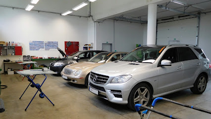 Autosklo MG Auto