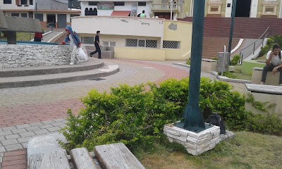 Photos of Parque Central de Amaluza