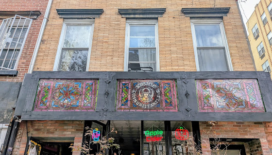 Kosmic Community Anti Bar & Coffee Shop