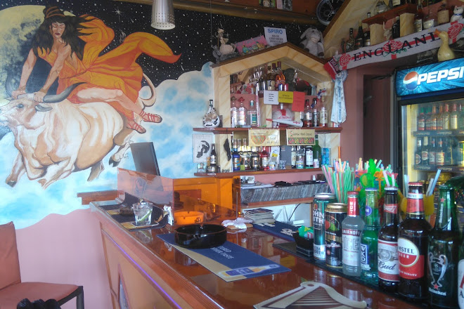 Zeus Bar, Alykanas, Greece