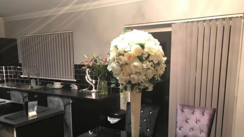 Hayling Florist Logo