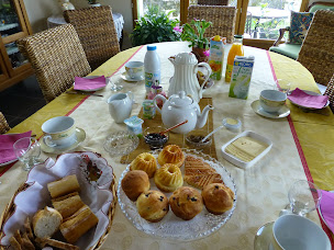 Photo n°6 de Les Chambres de la Ville Haute à Dun-sur-Meuse (Chambre d'hôtes)