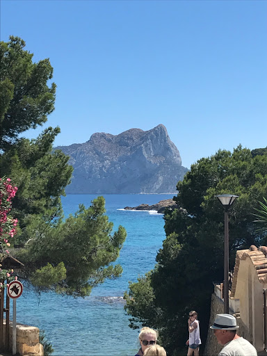 Aldertons of Spain - Thumbnail