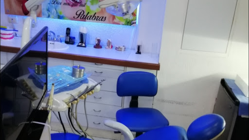DENTISTA/PABELLON CARIBE DR. LUIS LOPEZ