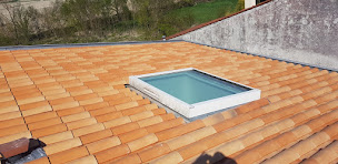 Photo n°1 de RM COUVERTURE - Artisan couvreur Châteaubernard à Châteaubernard (Charpentier)
