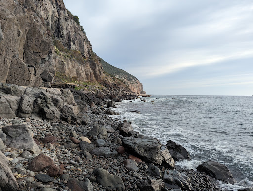 Basalt organ pipes