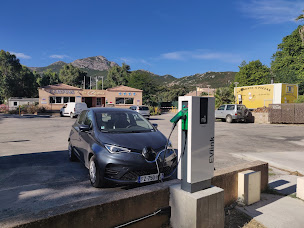 Photo n°1 de Station de recharge pour véhicules électriques à Calvi (Borne de recharge de véhicules électriques)