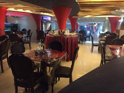 Photos of مجموعه غذایی کارن