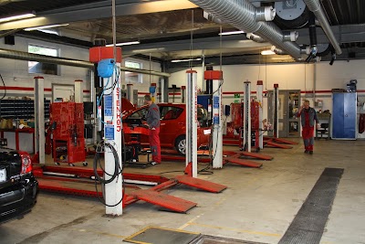 Photos of Toyota Lemvig - STS Biler A / S