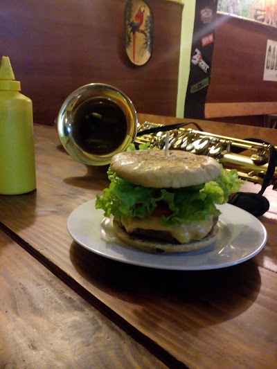 Photos of Tiki Burger