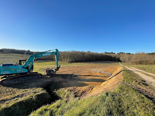 Photo n°8 de TP HEULIN à Saint-Maigrin (Entreprise de terrassement)