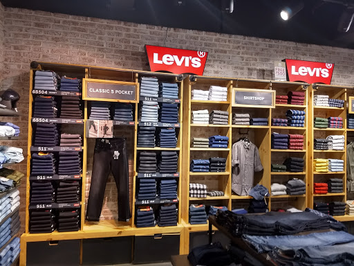 levis hilite mall