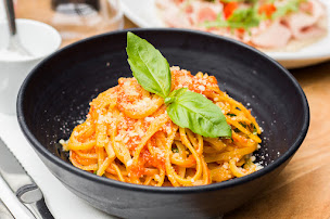 Photo n°7 de Livio Più à Neuilly-sur-Seine (Pizzas à emporter)