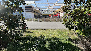 Photo n°2 de Centre Commercial Carrefour Lescar à Lescar (Magasin de vêtements)