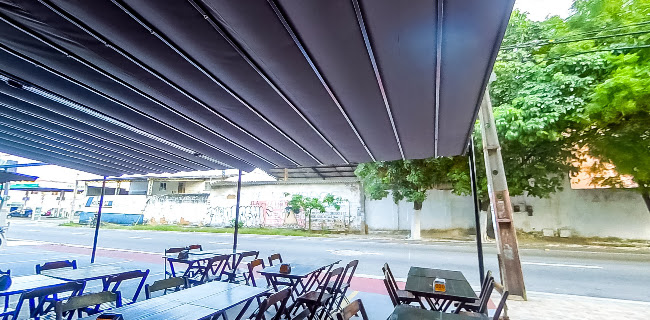 https://m.facebook.com/Restaunteemporiodivino/?locale2=pt_BR