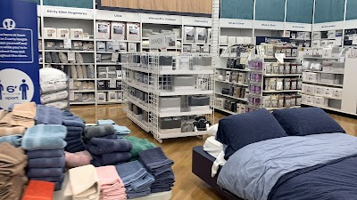 Bed Bath & Beyond