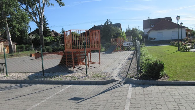 Extreme bike path, Author: Zsuzsanna Récsán