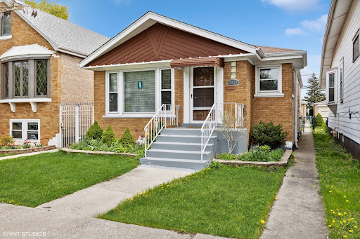 Izabela Omielan- Coldwell Banker Realty