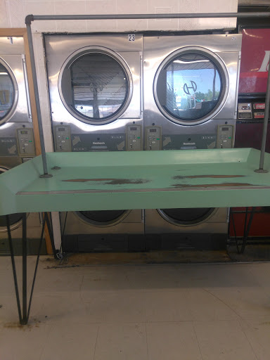 N & P Coin-Op Laundry & Cleaners - Thumbnail