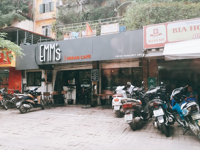 EMM's Café & Bistro