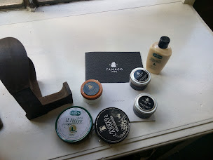 Photo n°3 de Cordonnerie Dubois à Neuville-de-Poitou (Boutique de tampons en caoutchouc)