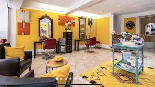 Photo n°3 de The Artist « Hair Stylist » à Cavalaire-sur-Mer (Salon de coiffure)