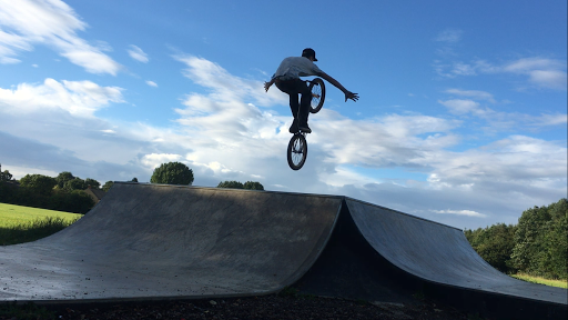 Eynsham Skatepark Gallery - United Kingdom