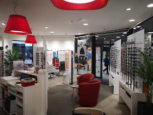 Photo n°9 de Plogonnec Optique à Plogonnec (Magasin de lunettes de soleil)