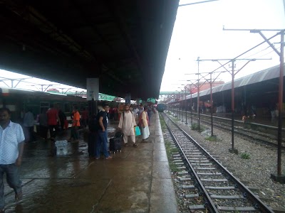 Photos of Pahartali Railway Station