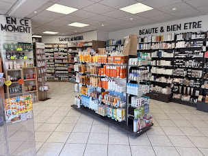 Photo n°2 de Pharmacie Mallet à Saint-Aubin-de-Médoc (Boutique de santé et beauté)