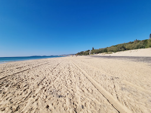 Rainbow Beach Beach Entry / Exit - Parking - Thumbnail