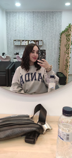 Blow hair salón - Thumbnail