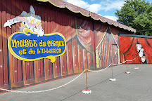Musee du Cirque et de l'Illusion, Dampierre-en-Burly, France
