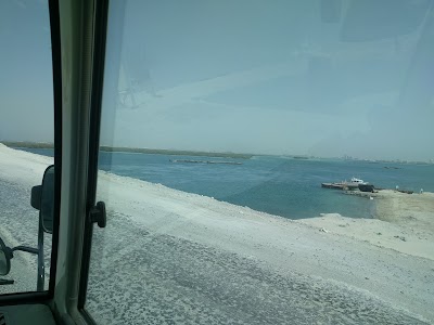Photos of Umm Yifenah Island