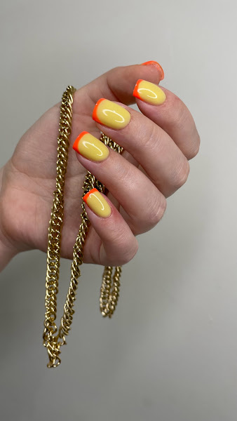 Послуги педикюру в LINAIL