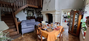 Photo n°8 de La Maison près de la Forêt à Silly-la-Poterie (Chambre d'hôtes)