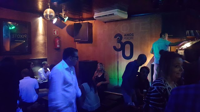 Pixote Karaoke Bar