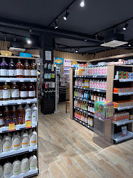 Photo n°4 de Grande Pharmacie de la RD 7 à Thiais (Pharmacie)